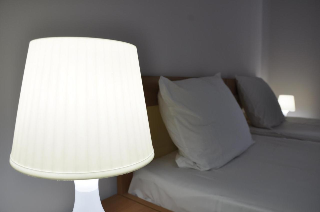 Hotel Manea Orszowa Zewnętrze zdjęcie