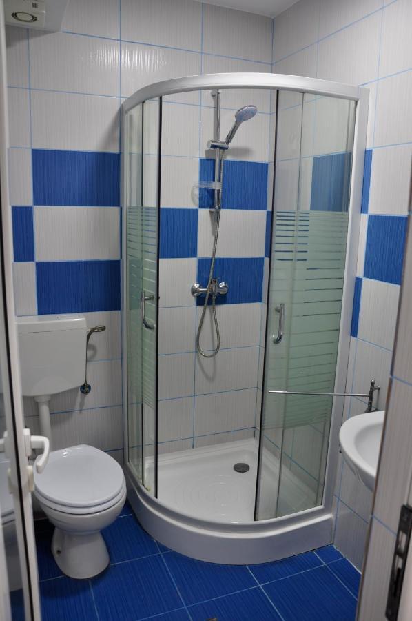 Hotel Manea Orszowa Zewnętrze zdjęcie