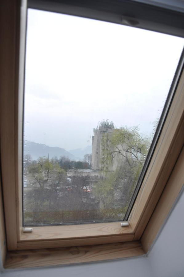 Hotel Manea Orszowa Zewnętrze zdjęcie